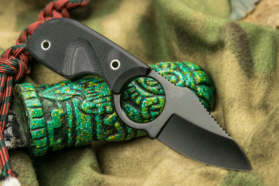 Шейный нож Amigo X AUS-8 BT Black Handle